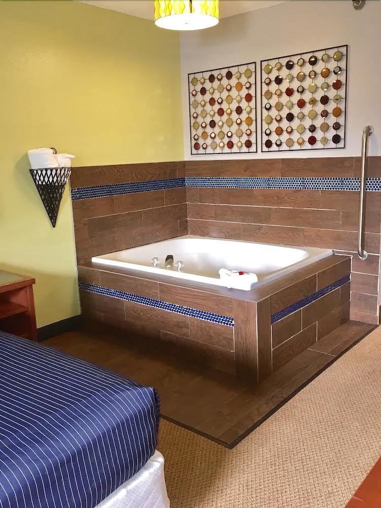 Days Inn By Wyndham Great Lakes Naval Base North Chicago Zewnętrze zdjęcie