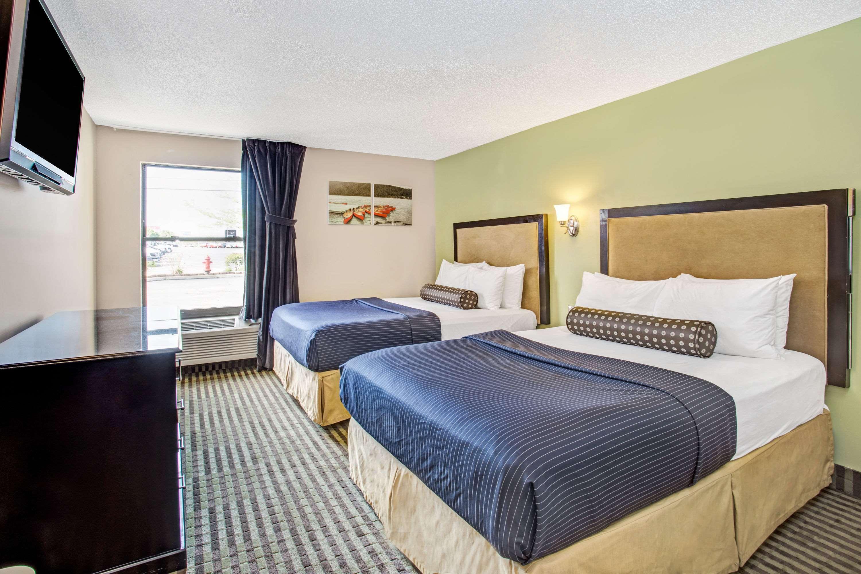 Days Inn By Wyndham Great Lakes Naval Base North Chicago Zewnętrze zdjęcie