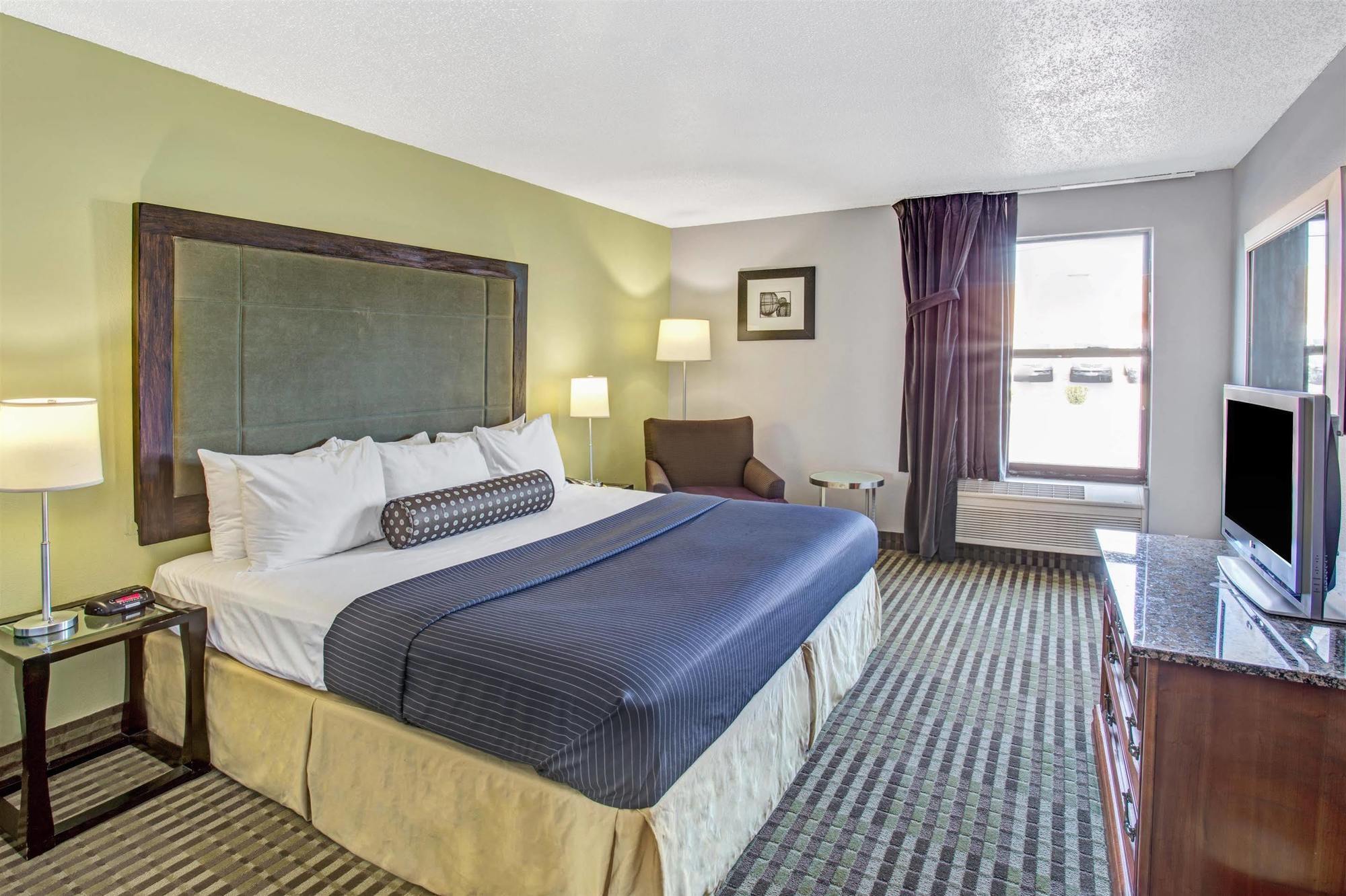 Days Inn By Wyndham Great Lakes Naval Base North Chicago Zewnętrze zdjęcie